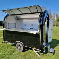 Compact Food Trailer Black